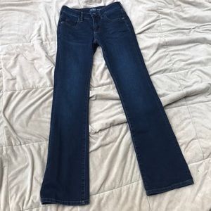 NY&Co Soho Curvy bootcut 0 petite jeans
